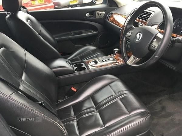 Image 2/4