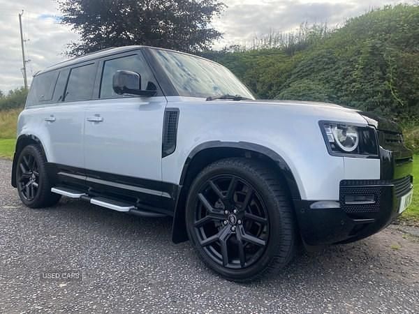 Silver Used 2022 Land Rover Defender S Estate | £52,495 (Good price) - Image 1/4