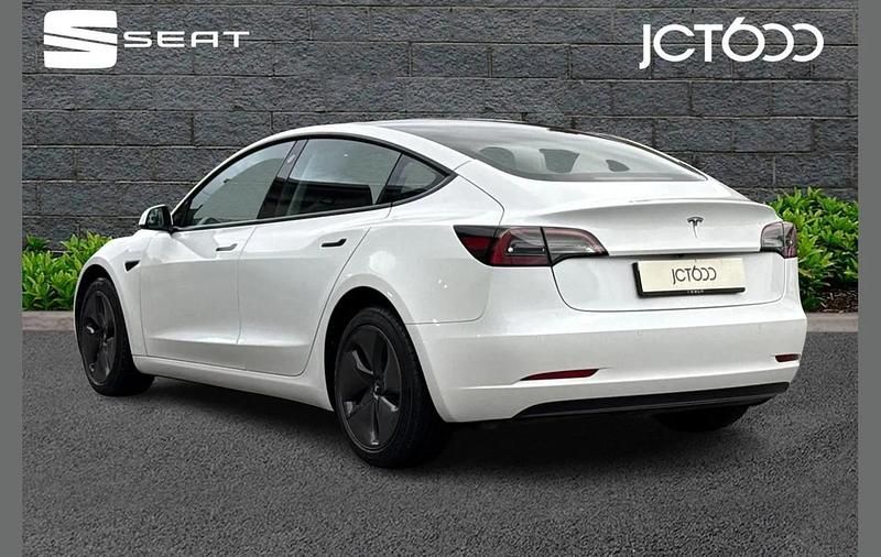 Used Tesla Model 3 Standard Range 208 kW (283 HP) 2021 White Sedan
