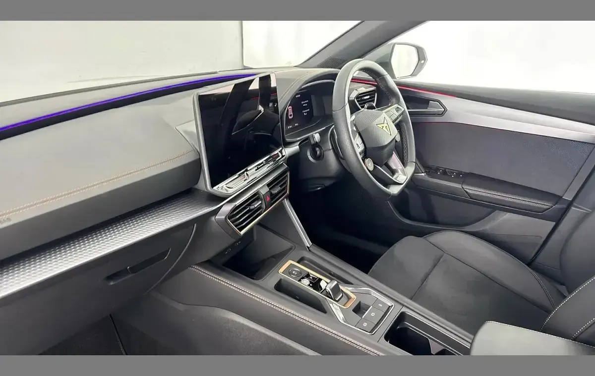 Used Cupra Leon 147 HP (108 kW) 2025 Grey Hatchback