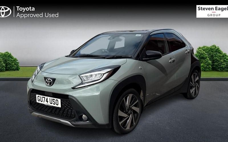 Used Toyota Aygo X 72 HP (52 kW) 2024 Green SUV