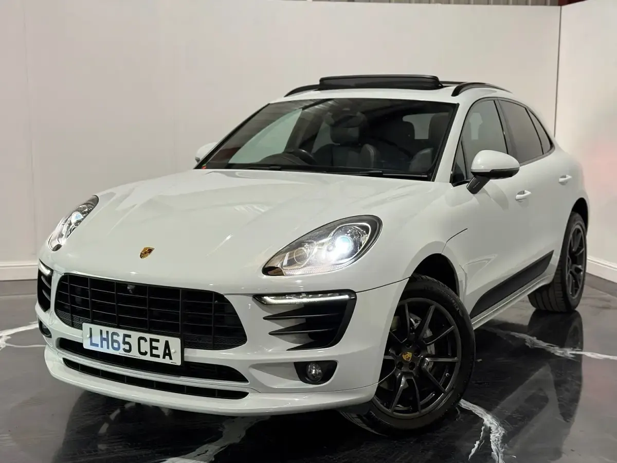 Used Porsche Macan 258 HP (189 kW) 2015 White SUV