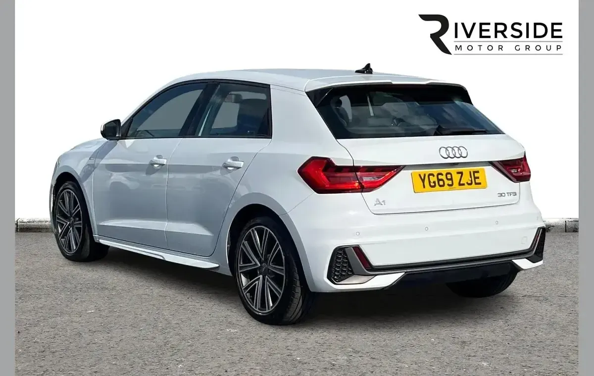 Used Audi A1 S-Line 113 HP (83 kW) 2020 White SUV