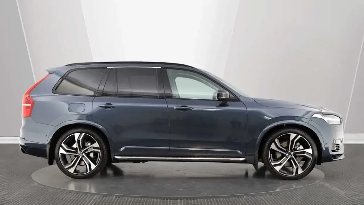 Used Volvo XC90 Ultimate 455 HP (334 kW) 2024 Blue SUV