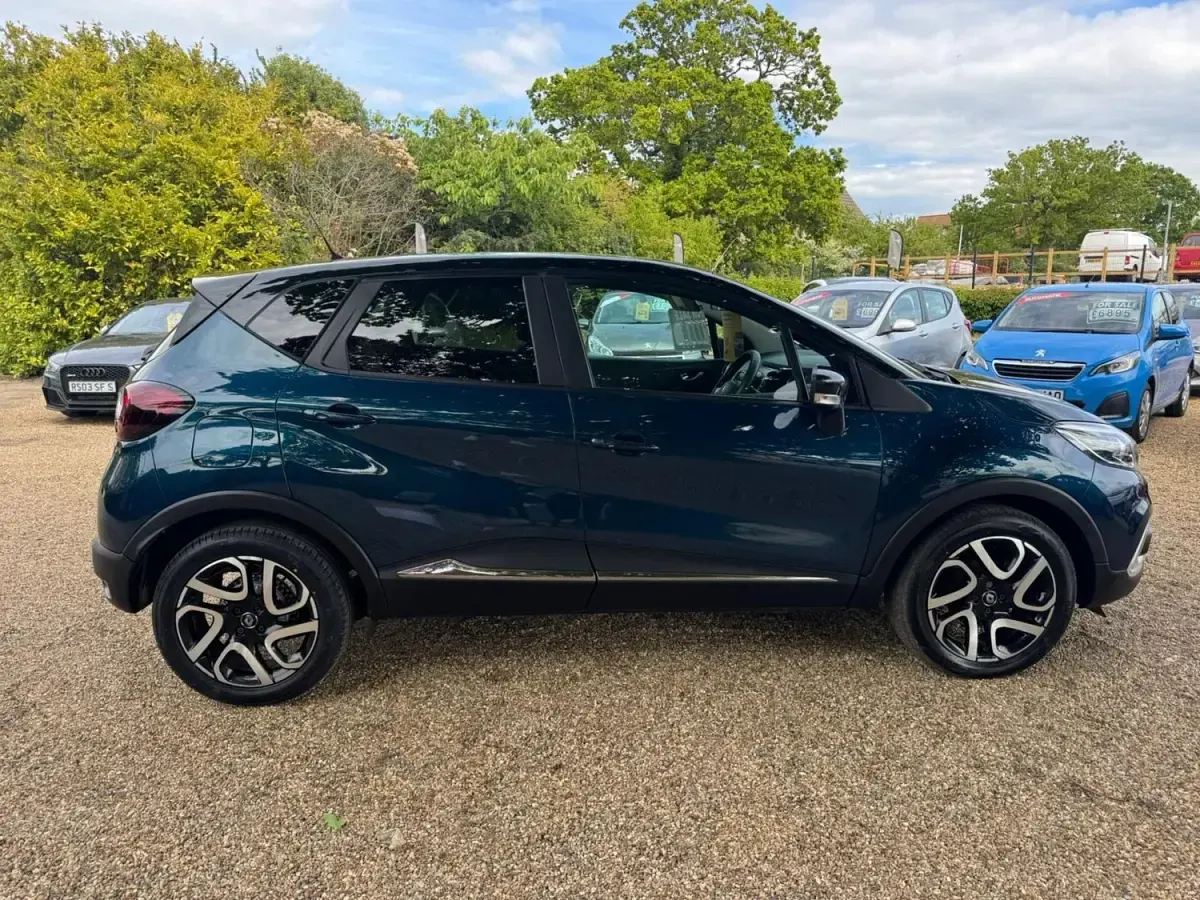 Używany Renault Captur Iconic 2019 Niebieski SUV