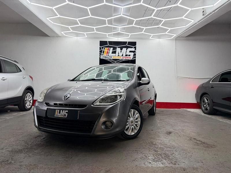 Used Renault Clio II 2010 Grey Hatchback