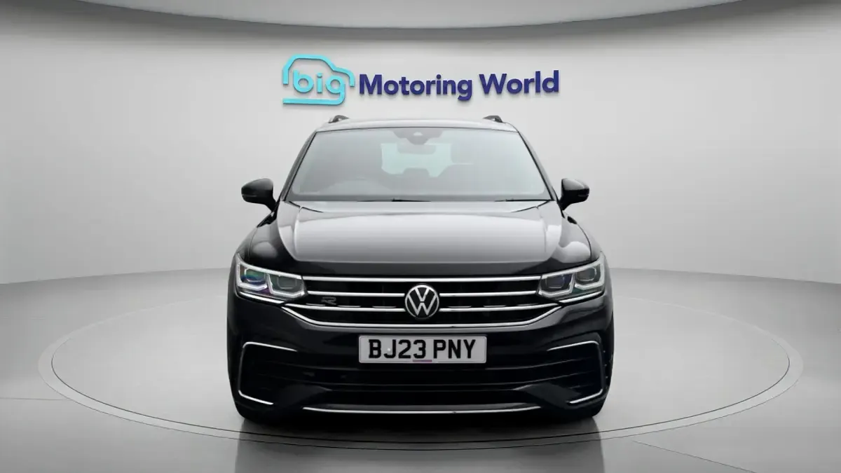 Used VW Tiguan R-line 242 HP (177 kW) 2023 SUV
