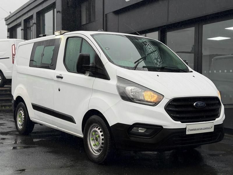 Used Ford Transit Custom 105 HP (77 kW) 2020 White Estate