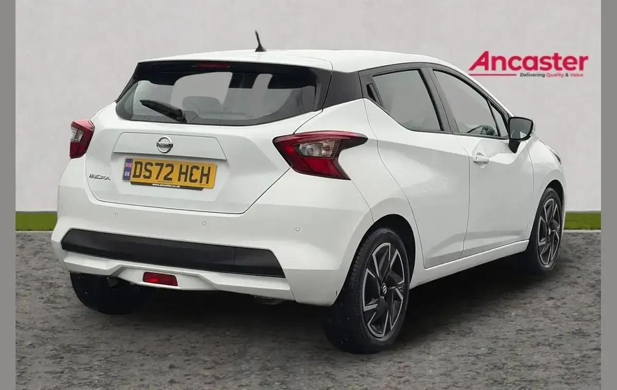 Second-hand Nissan Micra Acenta 91 CP (66 kW) 2022 Alb Hatchback