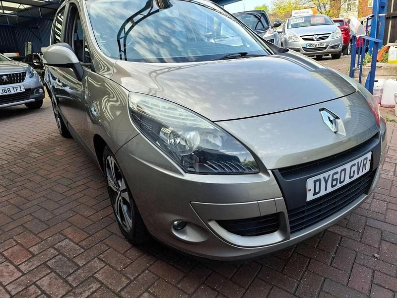 Beige Used 2010 Renault Scénic III Expression MPV | £2,500 (Good price) - Image 1/4