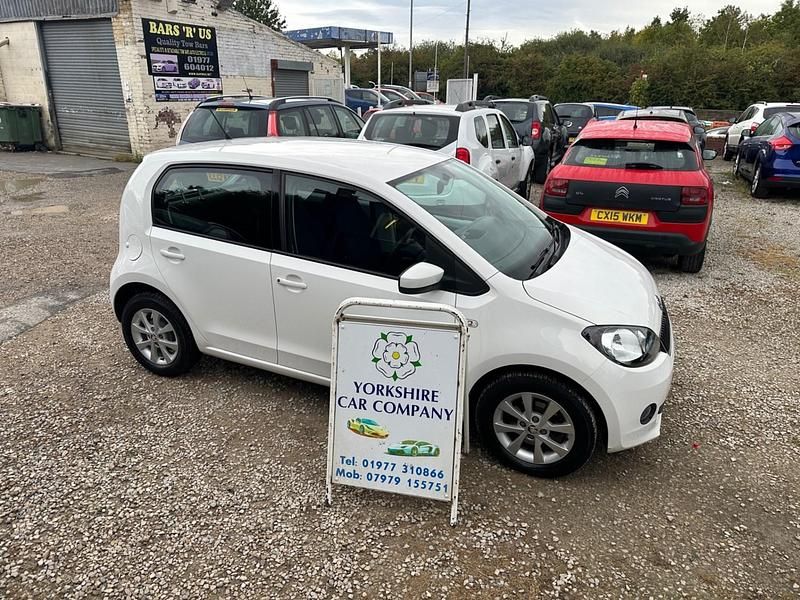 White Used 2014 Skoda Citigo Elegance Hatchback | £7,595 (Fair price) - Image 1/4