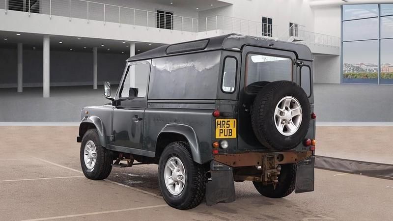 Used Land Rover Defender 2004 Green Hatchback