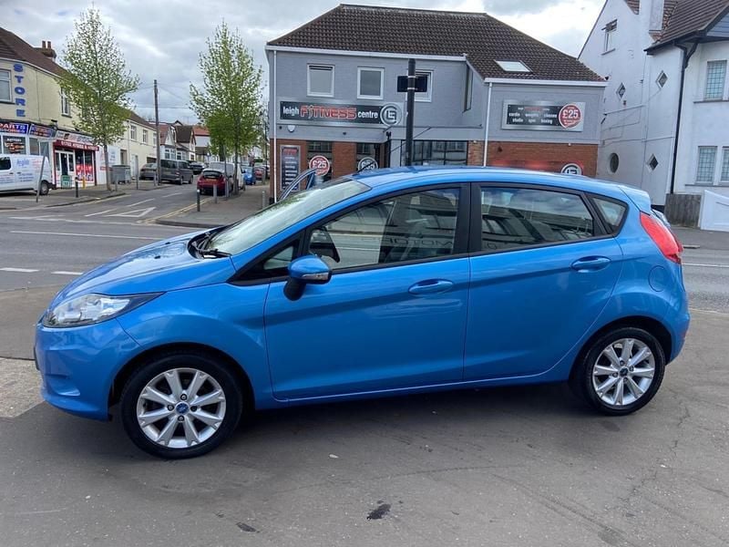 Used Ford Fiesta 2010 Blue Hatchback