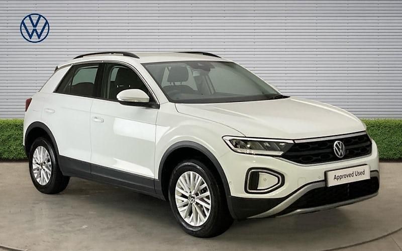Usado VW T-Roc Life 110 HP (80 kW) 2024 SUV