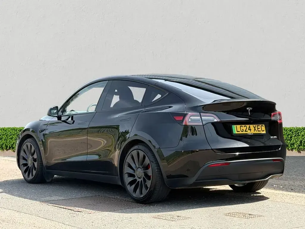 Used Tesla Model Y Performance 313 kW (426 HP) 2024 Black SUV