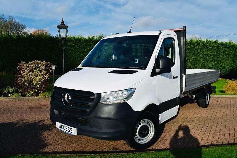 White Used 2023 Mercedes Sprinter Progressive Van | £25,995 (Expensive) - Image 1/4