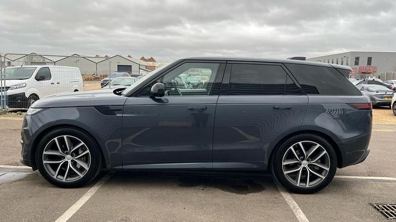 Usado Land Rover Range Rover Sport SE Dynamic 300 HP (220 kW) 2024 Azul SUV