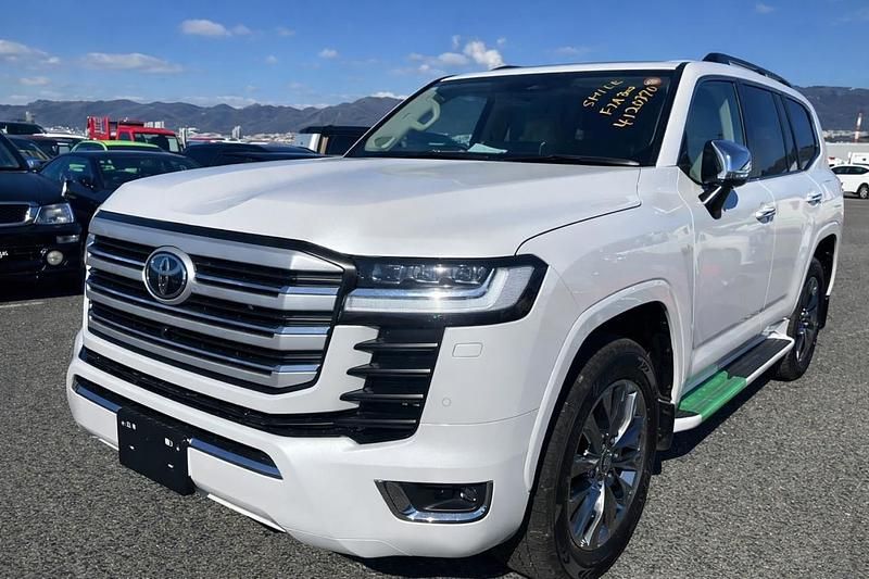 New Toyota Land Cruiser 2025 White SUV