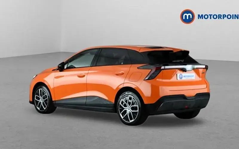 Used MG MG4 EV Trophy 150 kW (204 HP) 2025 Hatchback