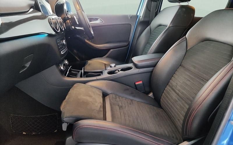 Used Mercedes B180 AMG Line Premium Plus 122 HP (89 kW) 2018 MPV