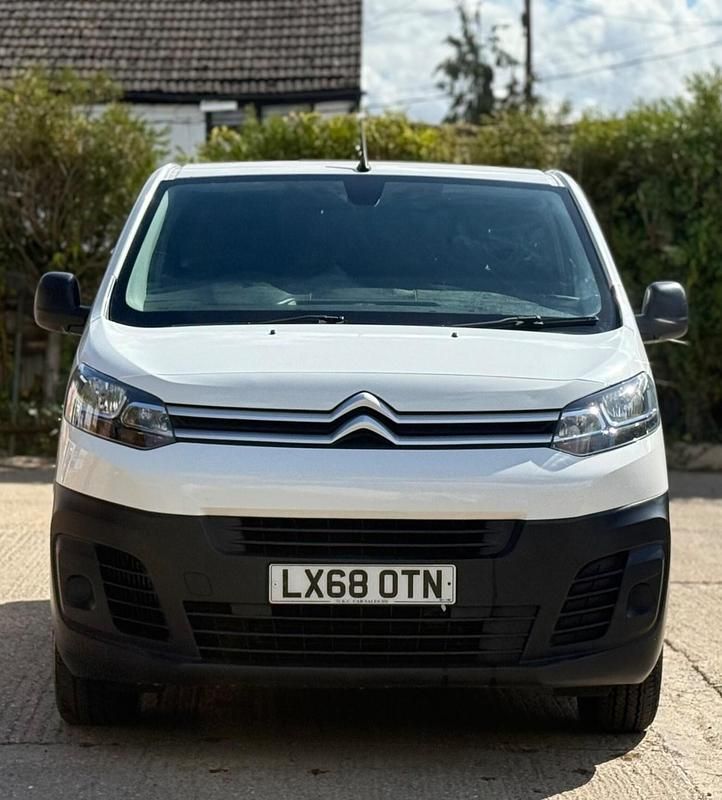 White Used 2018 Citroën Dispatch MPV | £8,790 (Expensive) - Image 1/2