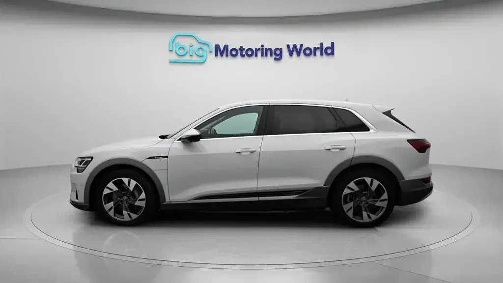 Used Audi e-tron 300 kW (408 HP) 2020 SUV