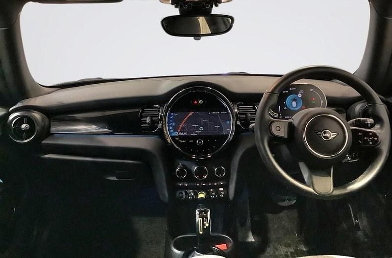 Used Mini Cooper SE Hatch 135 kW (184 HP) 2022 Black Hatchback