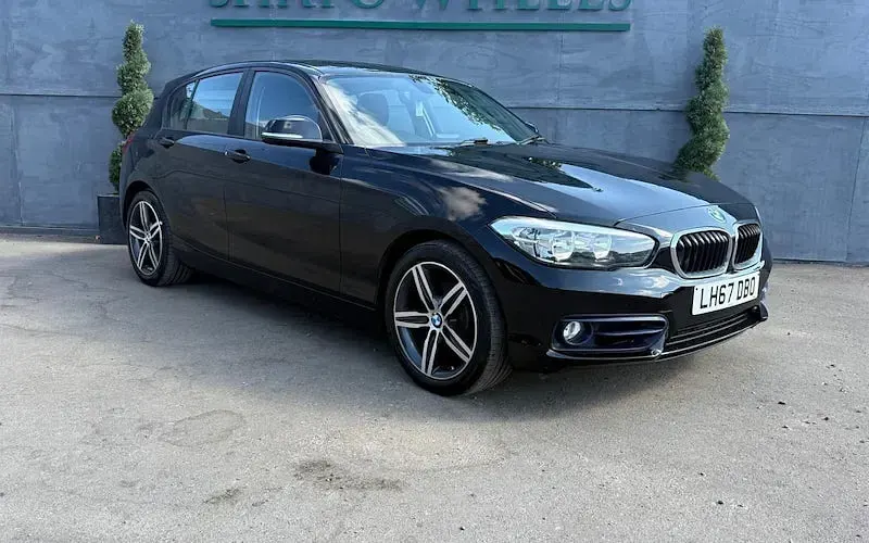 Used BMW 118 Sport Line 136 HP (100 kW) 2017 Hatchback