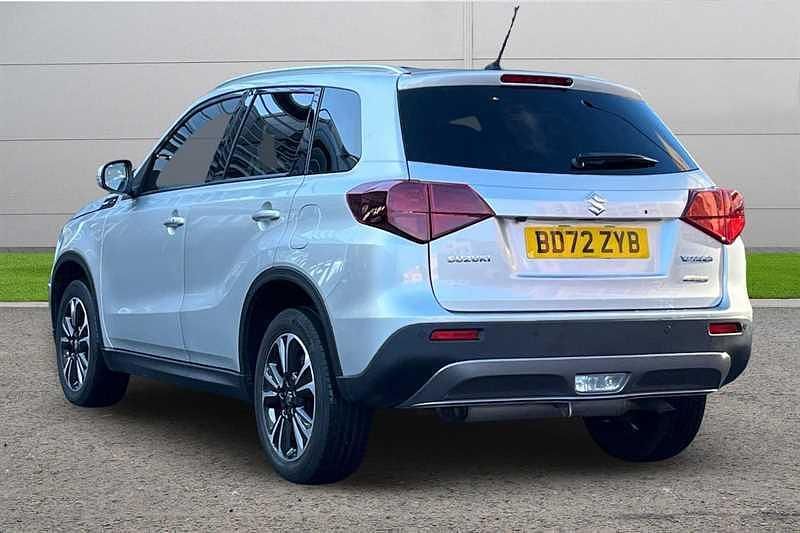 Used Suzuki Vitara SZ5 116 HP (85 kW) 2022 Silky silver SUV