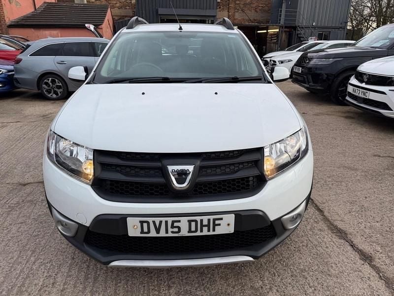 Used Dacia Sandero Ambiance 2015 White Hatchback