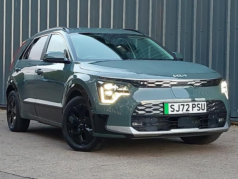 Green Used 2022 Kia e-Niro SUV | £18,998 (Expensive) - Image 1/4