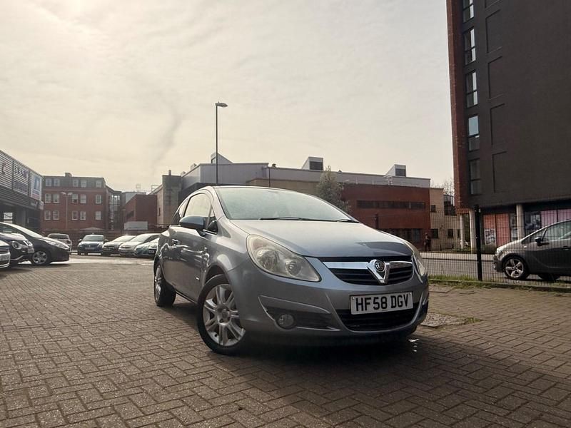 Used Vauxhall Corsa Design Edition 2008 Silver Hatchback