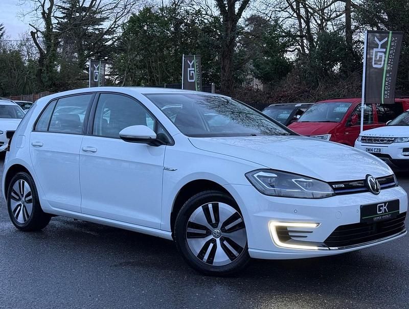 White Used 2020 VW e-Golf Hatchback | £9,995 (Fair price) - Image 1/4