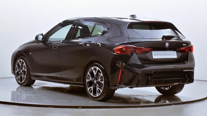 Used BMW 123 M Sport 215 HP (158 kW) 2025 Black Hatchback