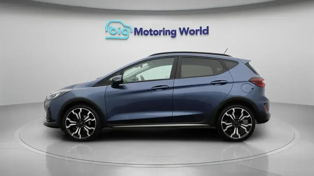 Used Ford Fiesta Active X 125 HP (91 kW) 2023 Blue Hatchback