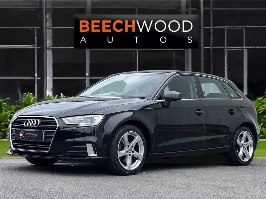 Usado Audi A3 Sport 150 CV (110 kW) 2017 Negro Utilitario