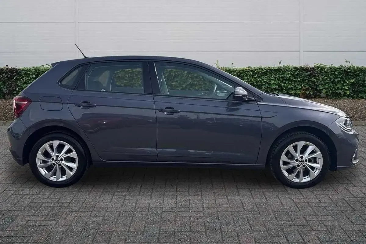 Used VW Polo Style 95 HP (69 kW) 2023 Grey Hatchback