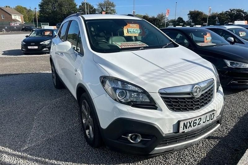 White Used 2013 Vauxhall Mokka S SUV | £4,495 (Fair price) - Image 1/1