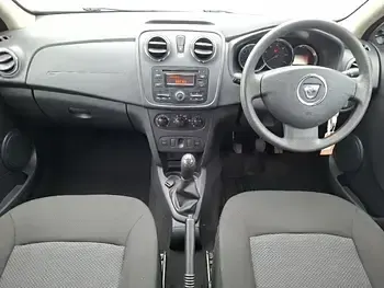 Used Dacia Sandero Ambiance 73 HP (53 kW) 2016 White Hatchback