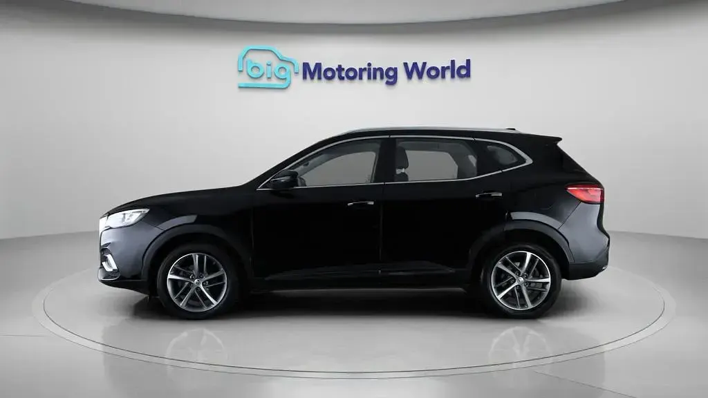 Used MG HS Excite 160 HP (117 kW) 2021 Black SUV