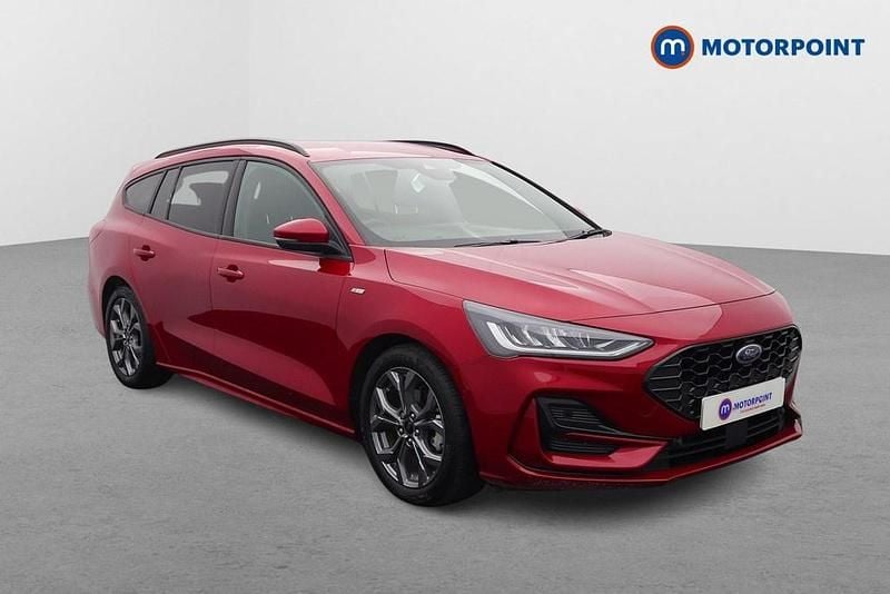 Used Ford Focus ST-Line 2025 Red Estate