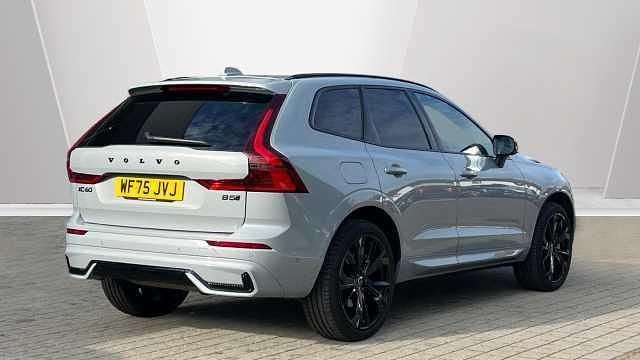 Used Volvo XC60 Plus 247 HP (181 kW) 2026 SUV
