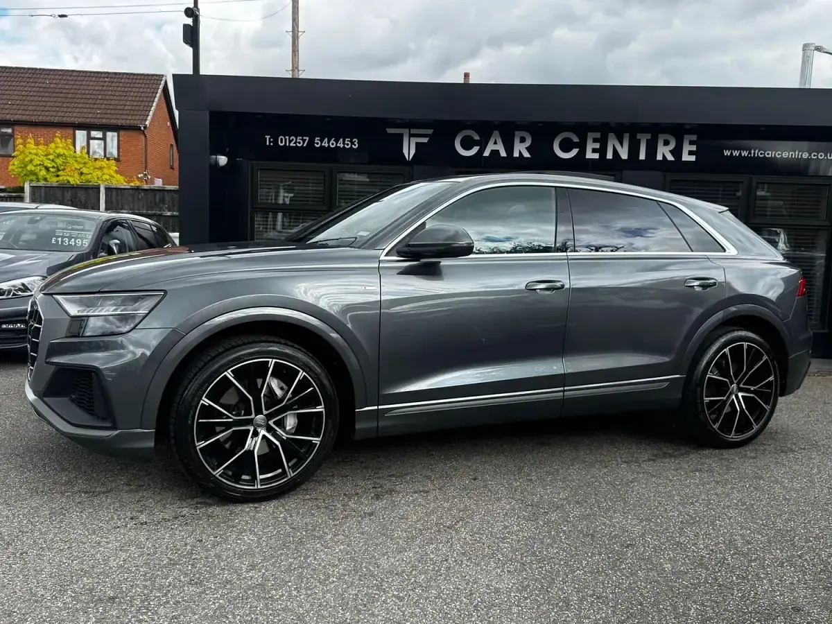 Used Audi Q8 S-Line 286 HP (210 kW) 2019 Grey SUV