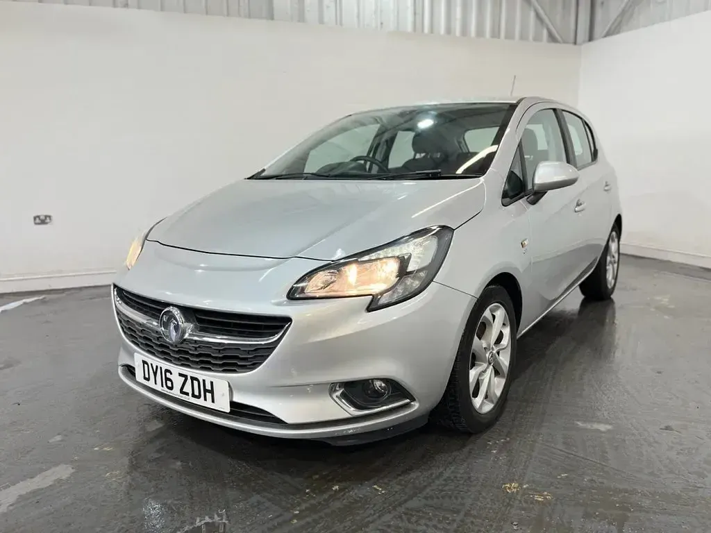 Used Vauxhall Corsa SRi 75 HP (55 kW) 2016 Silver Hatchback
