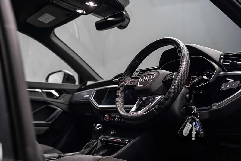 Used Audi Q3 S-Line 190 HP (139 kW) 2019 Grey SUV