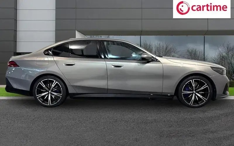 Used BMW i5 M Sport 250 kW (340 HP) 2025 Grey Sedan