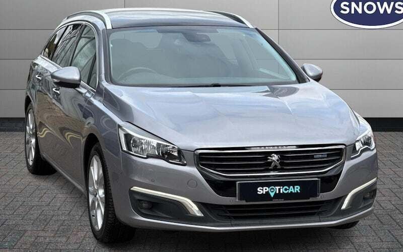 Used 2023 Peugeot 3008 GTi Estate | £18,144 (Good price) - Image 1/4