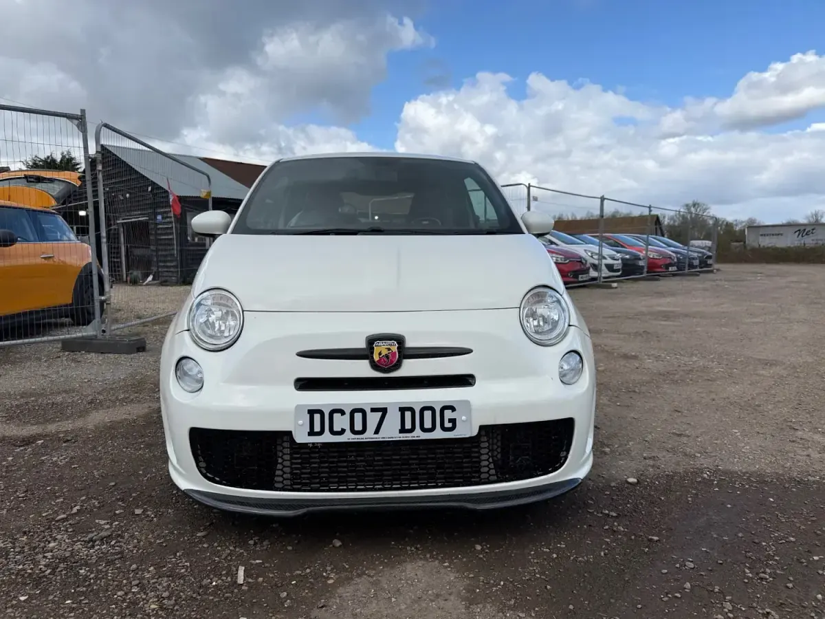 Usado Abarth 595 140 CV (102 kW) 2016 Blanco Utilitario