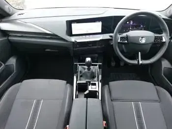 Usado Vauxhall Astra 130 CV (95 kW) 2025 Gris Utilitario