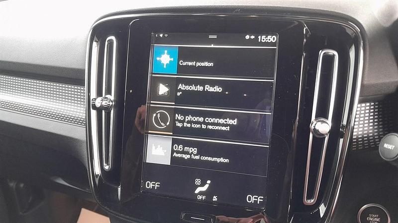 Used Volvo XC40 R-Design 150 HP (110 kW) 2019 Red SUV